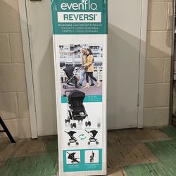 NEW Evenflo Reversi Lightweight Stroller