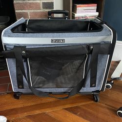 Rolling Pet Carrier - Fits Alaska airlines Seat