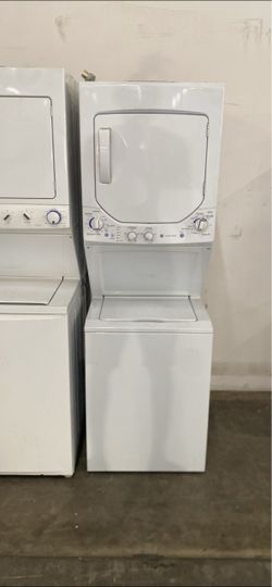 GE Stacked Washer Dryer Unit