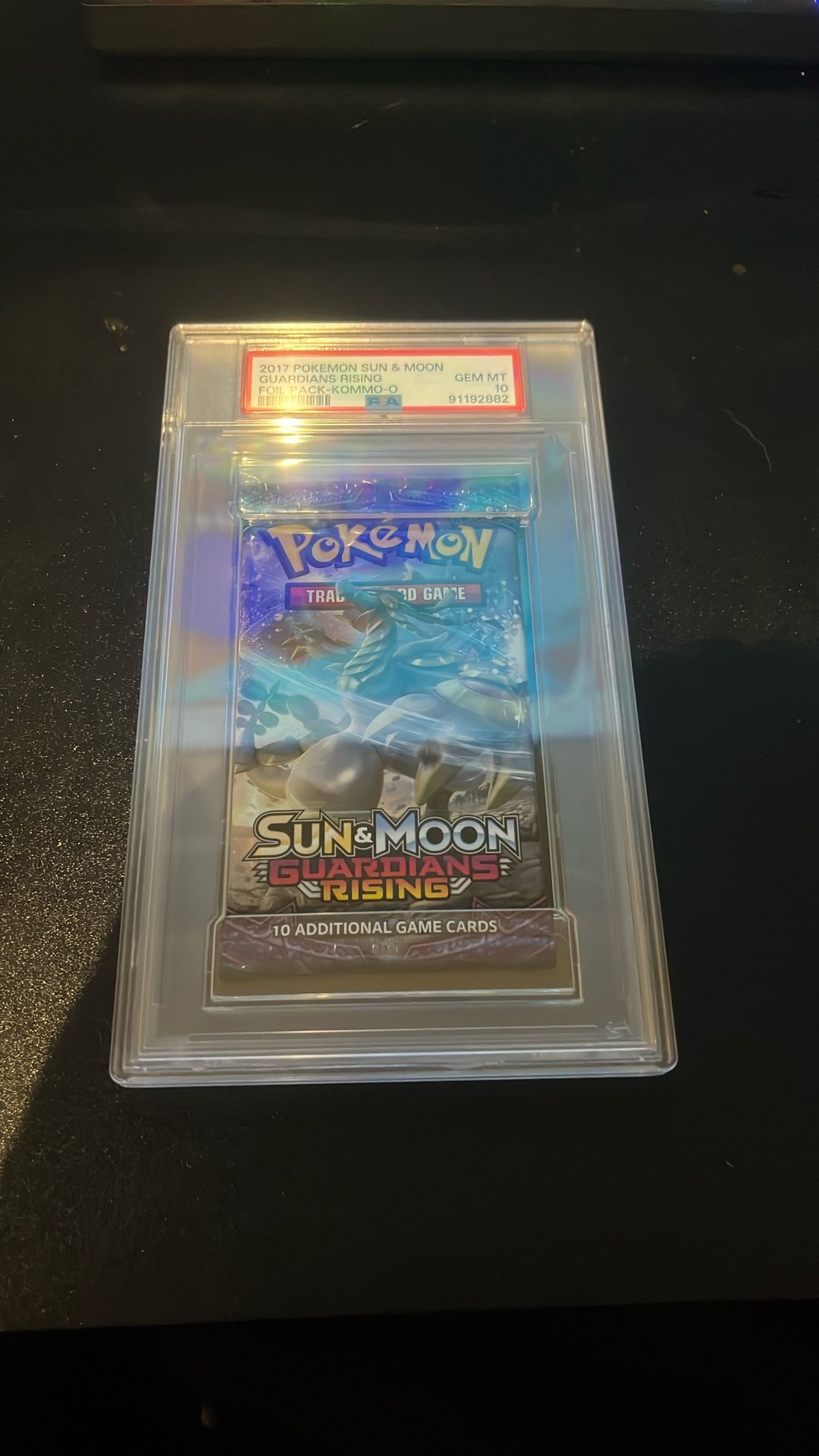 Pokemon Guardians Rising Pack Kommo PSA 10