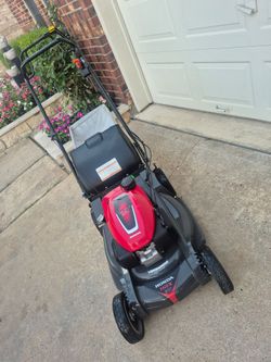 Honda mower hrx217k6hya used working very well trabajando super bien