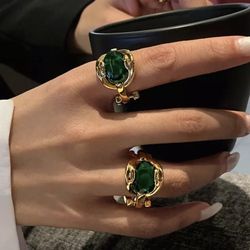 Green Shiny Crystal Ring