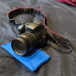 Canon Rebel T2i Camera