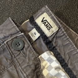 Men’s Vans Chino (sz 38)