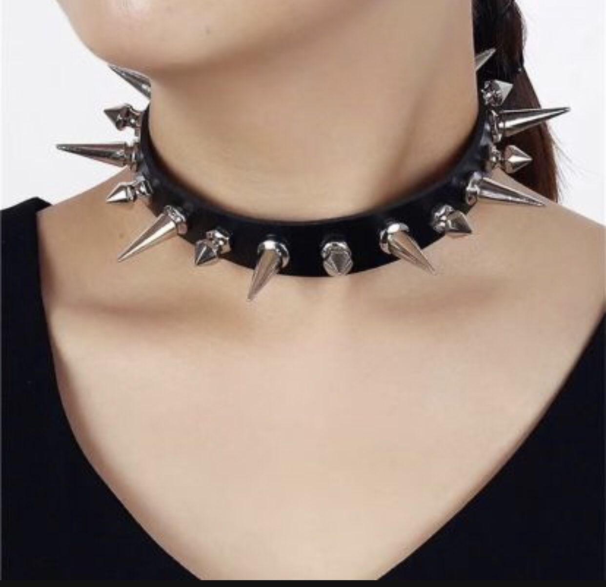 Punk Long Spike Choker Faux Leather Collar for Women Men Cool Big Rivets Studded Chocker Goth Style Necklace Accessories 2025