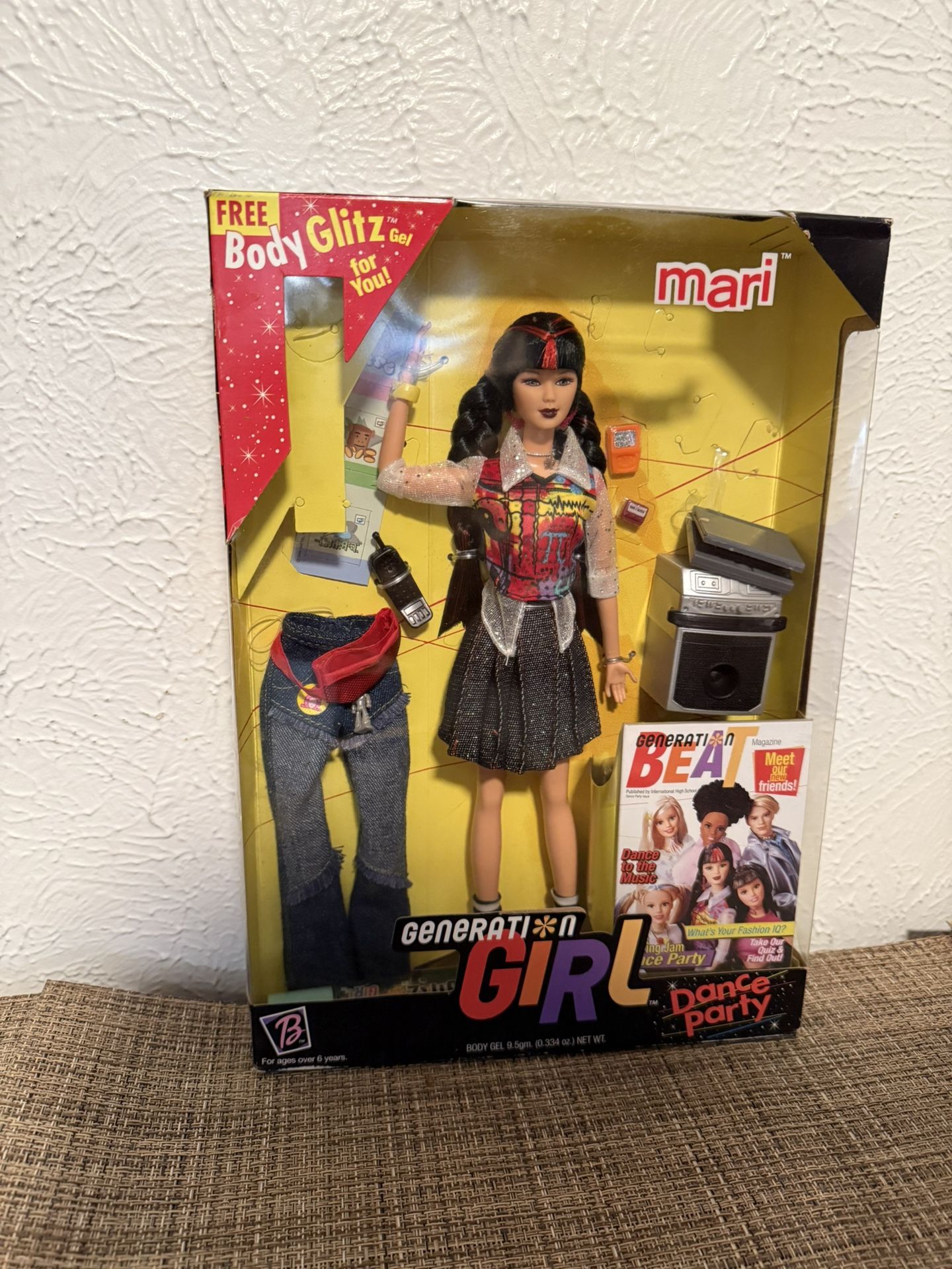 1999 Barbie Generation Girl Doll New In Box 