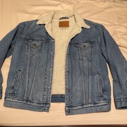 Levi’s Sherpa Trucker Jacket