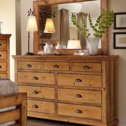 Gorgeous 9 Drawer Knotty Pine Wood Dresser And 3 Drawer Nightstand ( Can Be Sold Separately )  