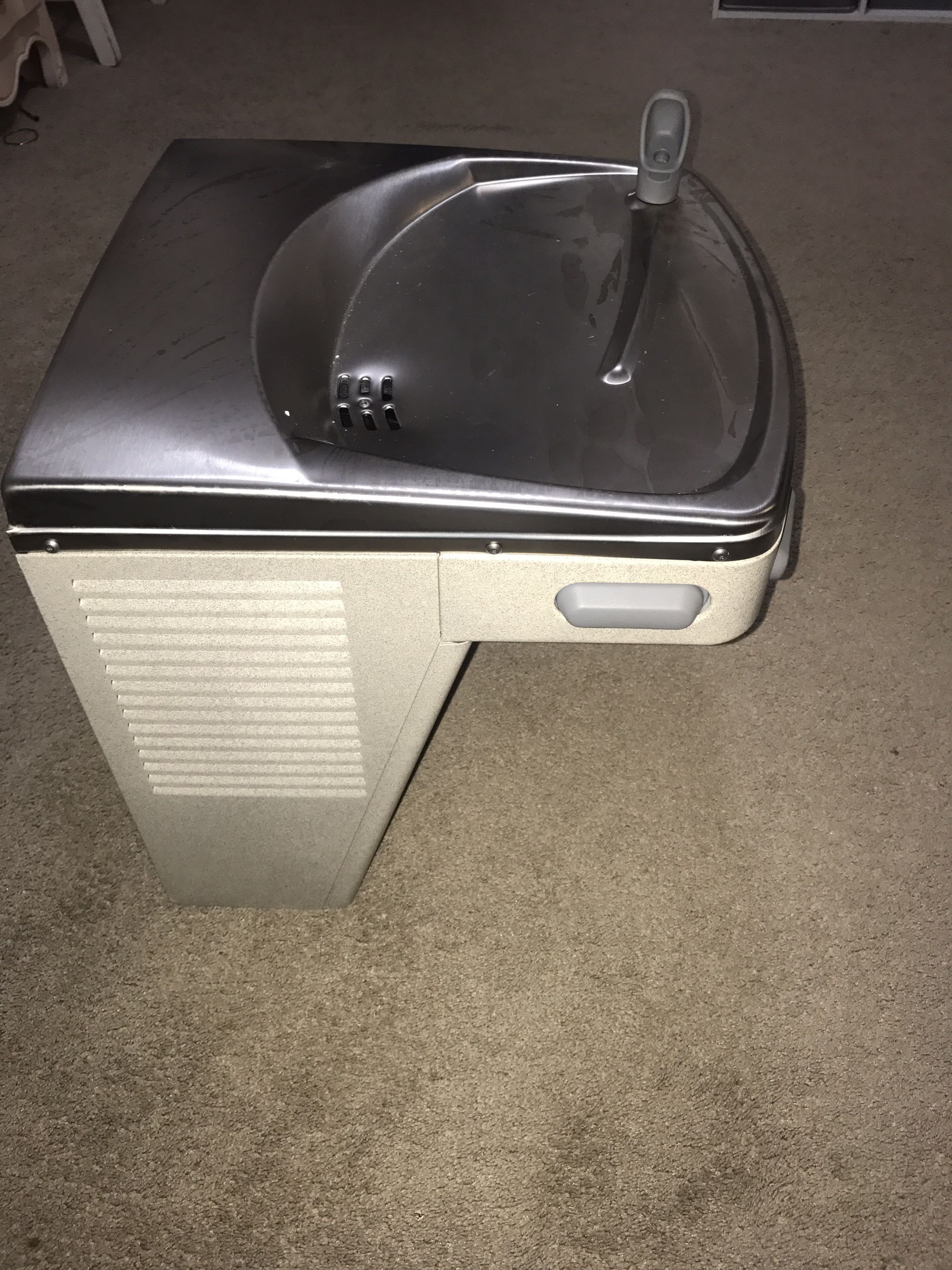 Brand New Oasis Water Fountain 