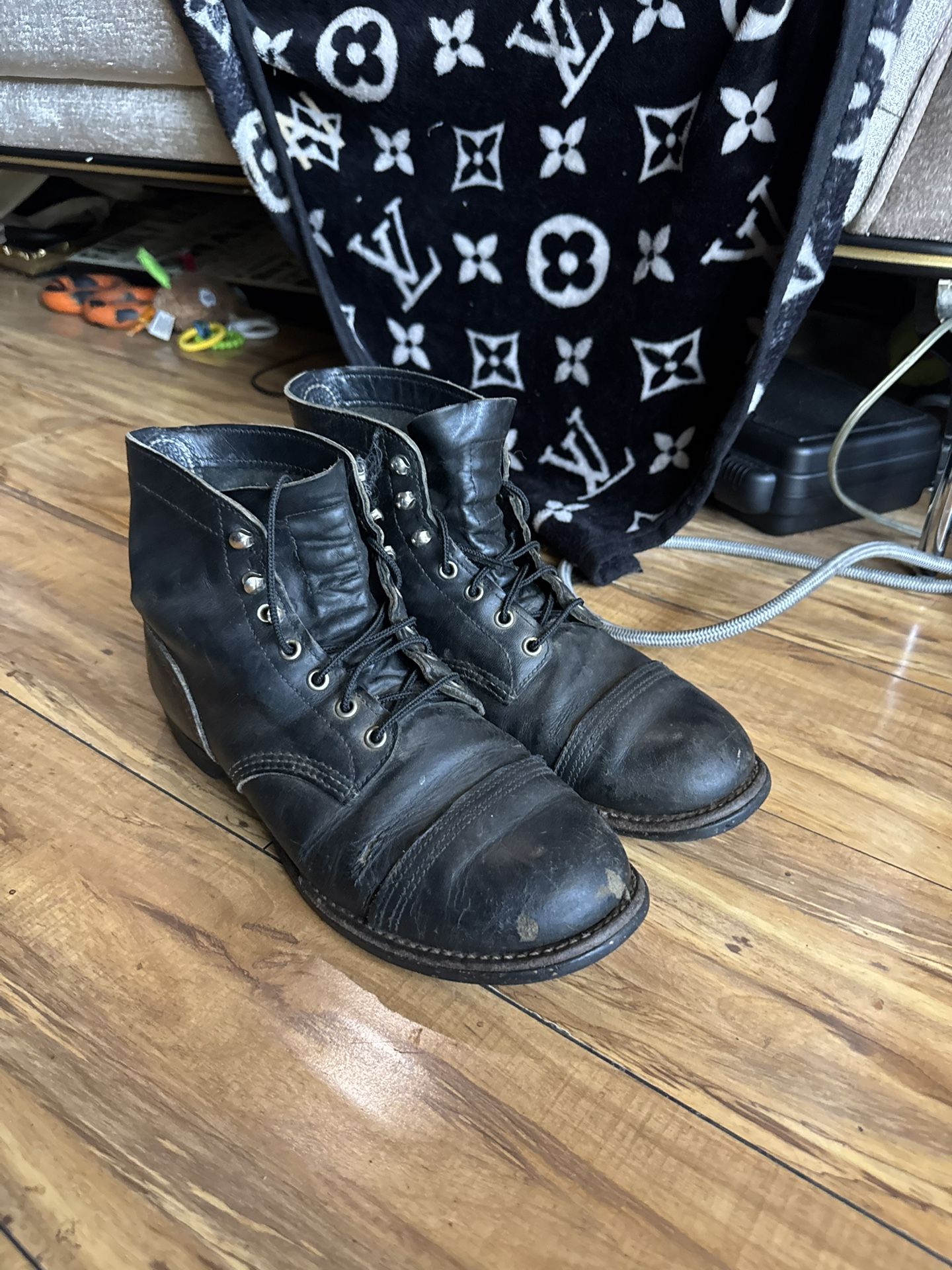 Red Wing Boots Size 8