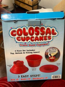 Colossal Cupcakes Giant Cupcake Silicone Mold Set