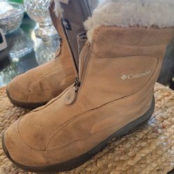Woman's Leather Boots 