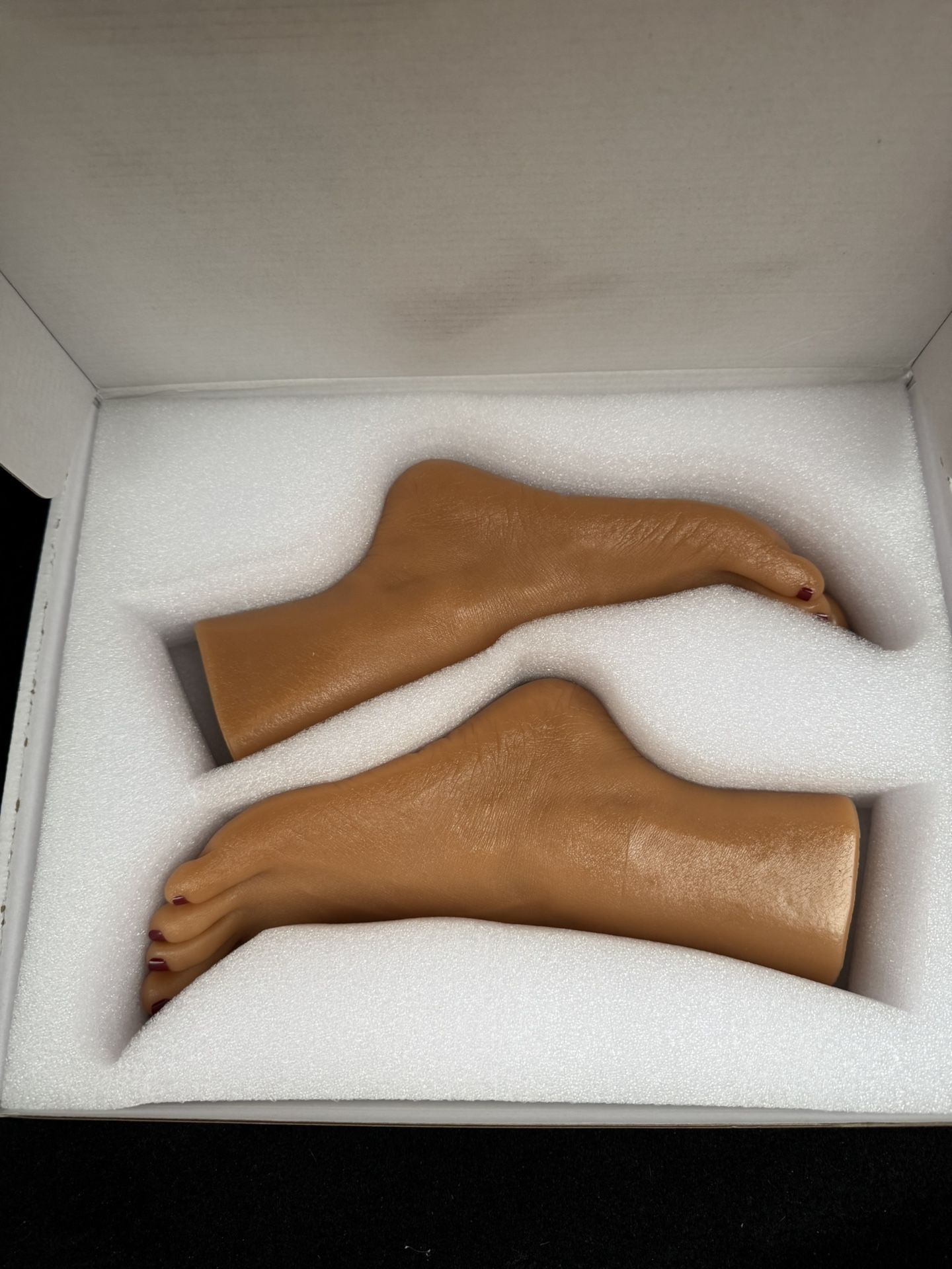Silicone Feet Jewelry Display *LIFELIKE*