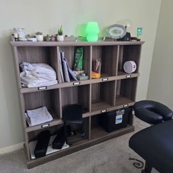 Bookshelf