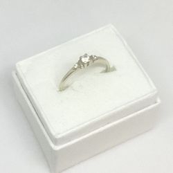 10k Solid Gold Vintage Engagement Ring