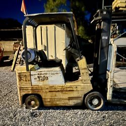Yale Forklift $750