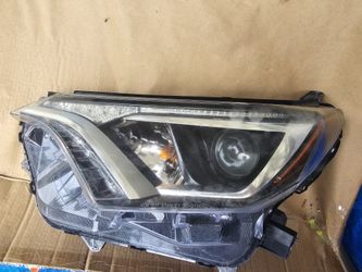 2016 Toyota Rav4 Headlight