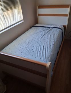 individual Size Wood Bed Frame