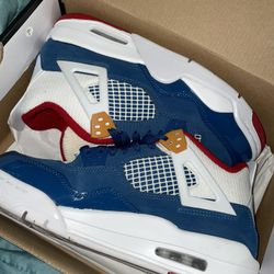 Air Jordan 4 Retro 