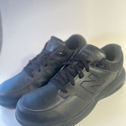 New Balance 813