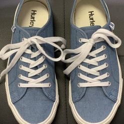 Brand New Womens Vans Blue Canvas Sneakers Size 7.5