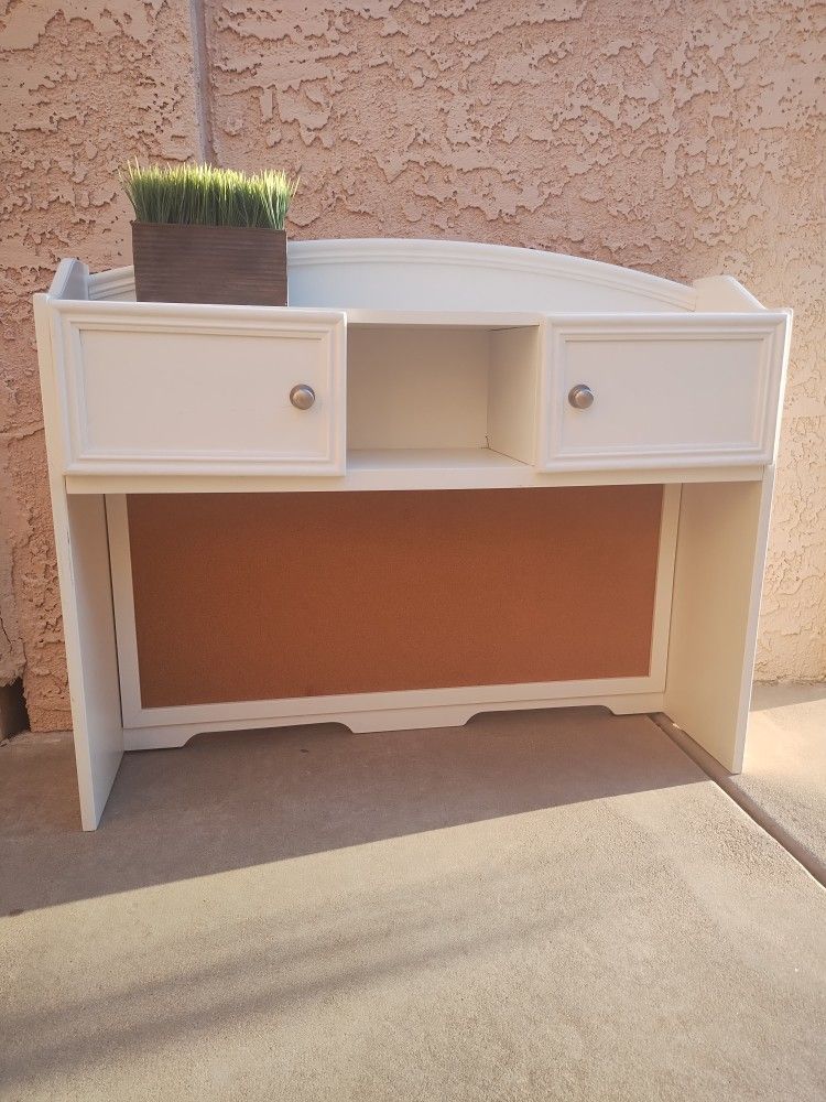 Desk Top Hutch - $20.00