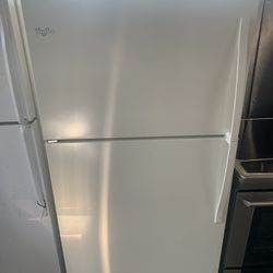 Whirlpool Refrigerator 32” 