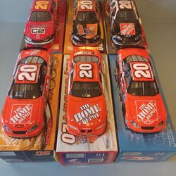 Over 20 1:24 Scale Nascar Diecast Cars 