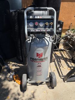 Fortress 27 Gallon, 200 PSI Air Compressor