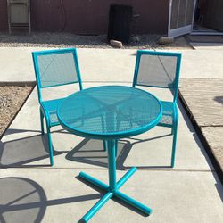 Liberty 3 Pc. Turquoise Bistro/Steel Mesh Table & Chairs
