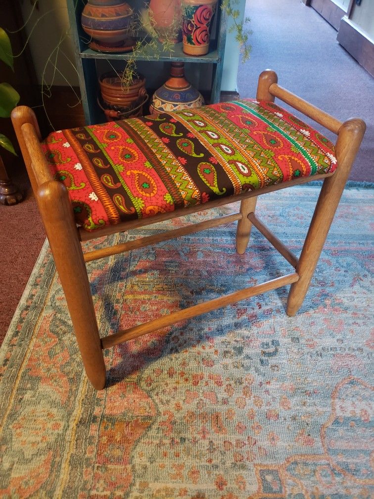 Vintage Stool 