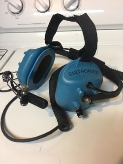 Aviation Pilots Headset Sigtronics