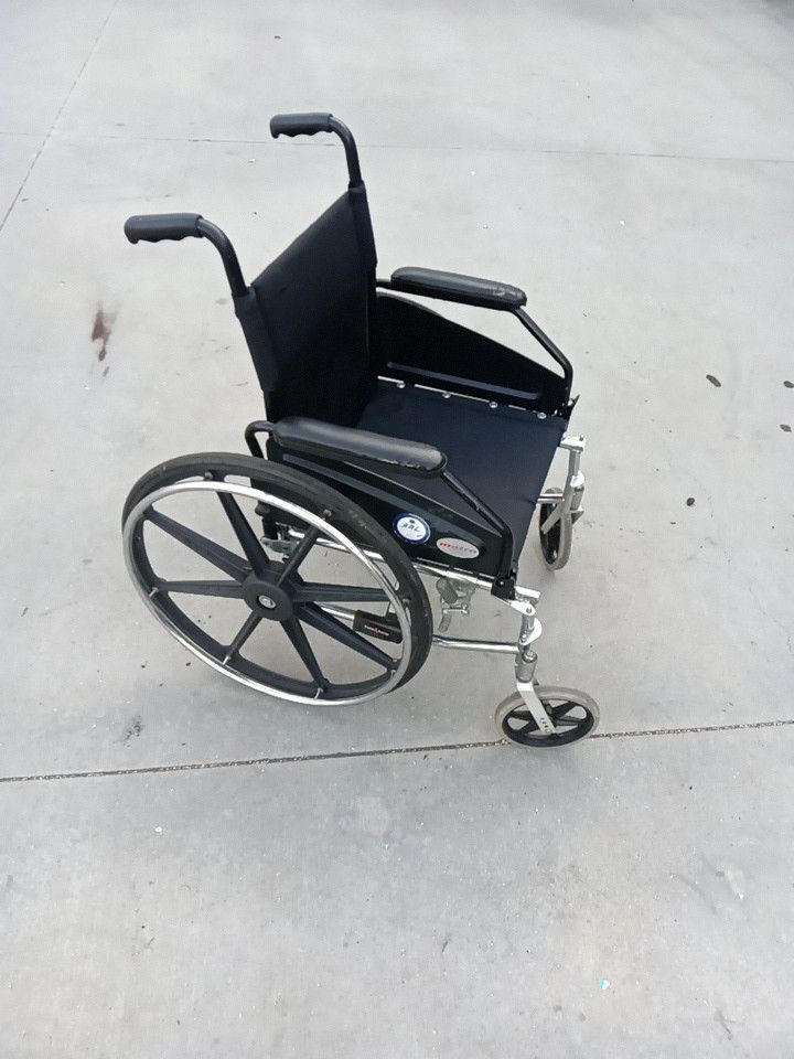 $45 Metro Wheelchair