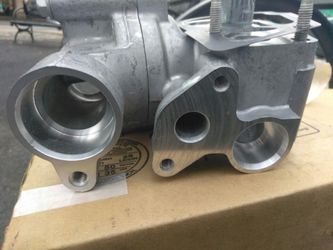 2012 Cadillac CTS New Thermostat housing.