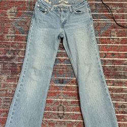 Levi’s Bootcut Jeans 