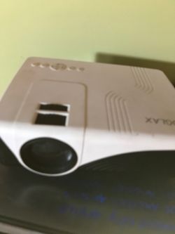 IDGLAX-IDG-787w projector