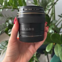 Canon 85 1.8
