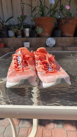 On Cloud Surfer size 10M