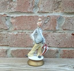 Vintage Small Clown/Umbrella Figurine