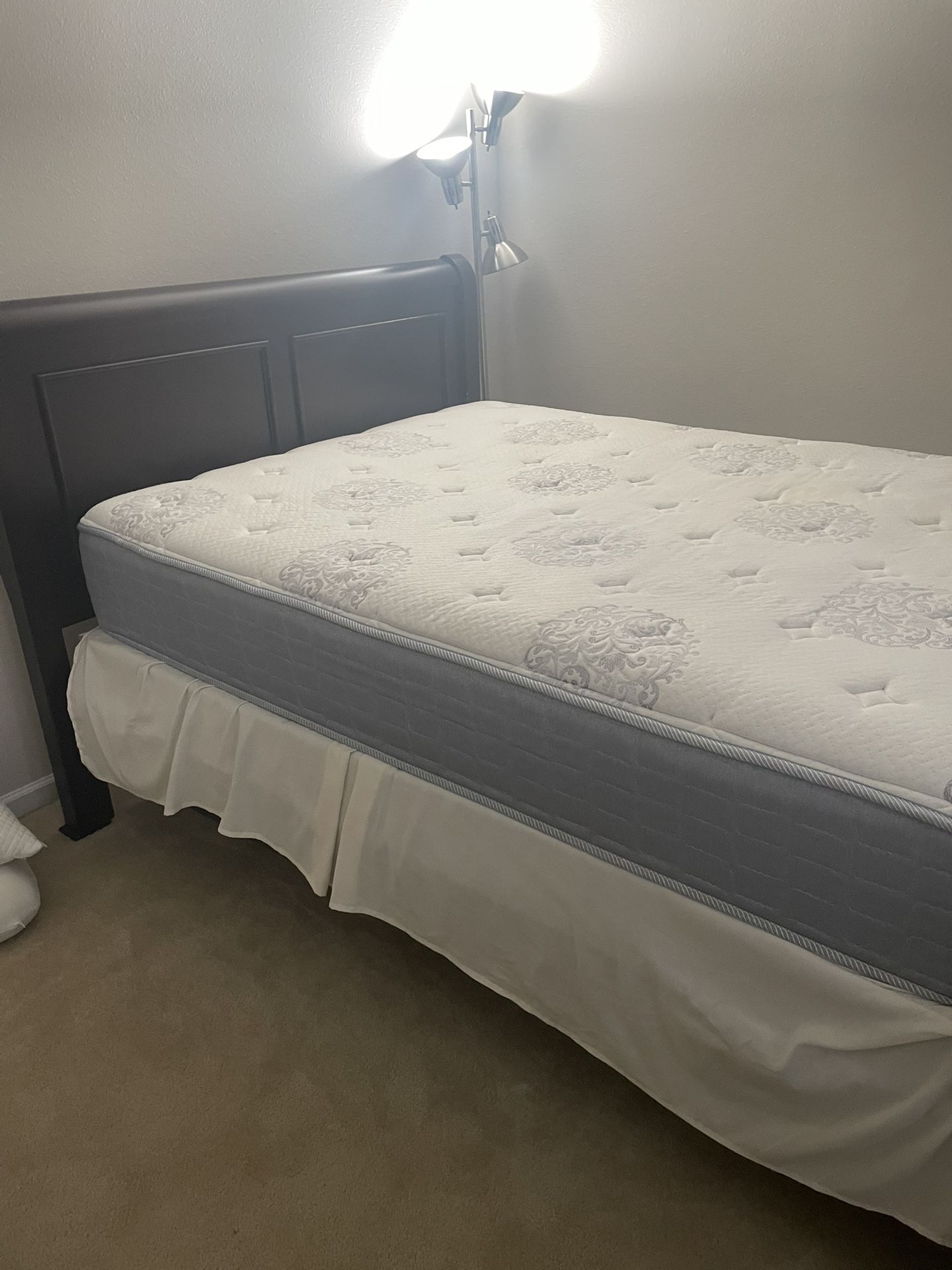 Queen Sleigh Bed With Mattress And box Spring