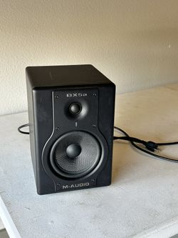 M-Audio BX5A Powered Monitor