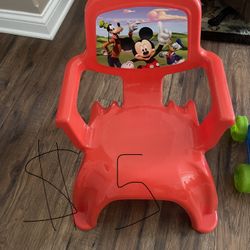 Kids Chair And Shopping Cart 