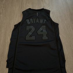 LAKERS JERSEY-KOBE BRYANT