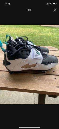 Nike Football Cleats Diamond Turf 93 TD Black White Green Size 7, 7.5, 8.5, and 10.5