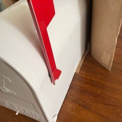 Mail Box