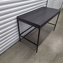 Desk/Table