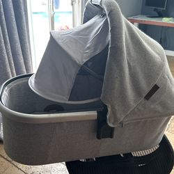 Uppa Baby Bassinet