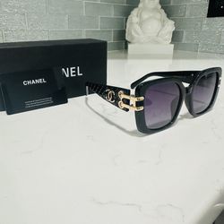 New Chanel Revolution Women’s Sunglasses Polarized Retails $400