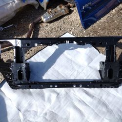 Brand New Radiator Support For A 2007 To 2014 Toyota Tundra