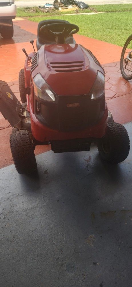 Craftsman Gas Lawn Mower